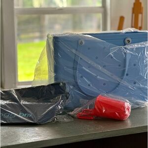 Original Bogg®️ Bag Carolina Blue Tote with Accessories